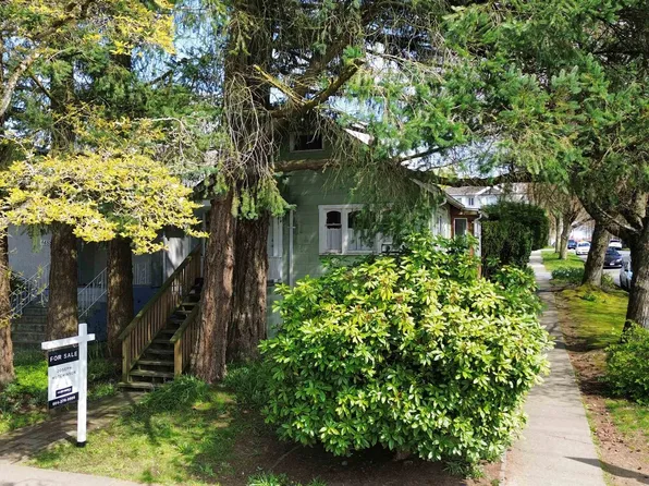 4496 Ontario St, Vancouver, BC V5V 3H1