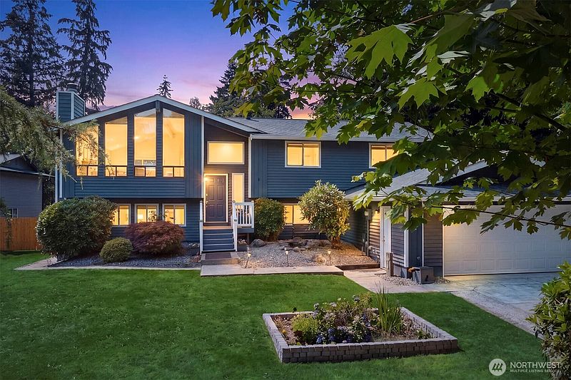 2nd image of 30217 176th Avenue SE