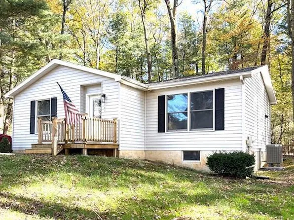 181 Lutz Ln, Port Matilda, PA 16870