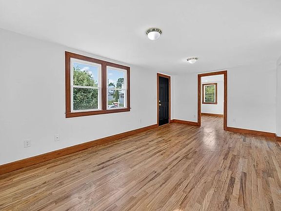 5th image of 4434 Huntington Forest Blvd
