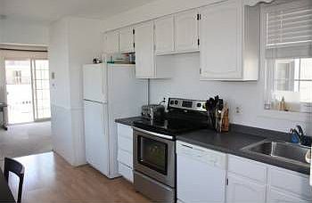2nd image of 279 39th Street Unit Fl B/2nd
