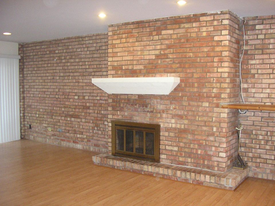 1st image of 5600 Hillcrest Ln APT 2B