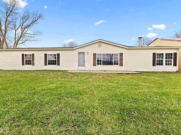 2nd image of 7602 S County Road 450 W