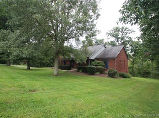 7605 Chapel Hill Rd, Borden, IN 47106