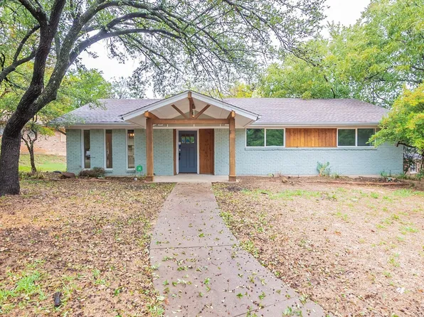 2215 Archer Trl, Denton, TX 76209