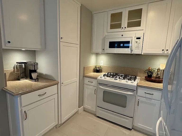 41 La Mirage Cir — Photo 5