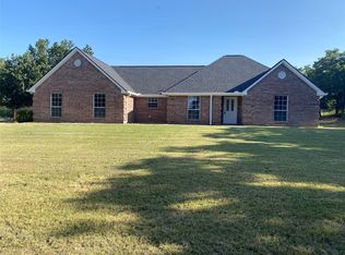 9296 Fm 1810, Chico, TX 76431