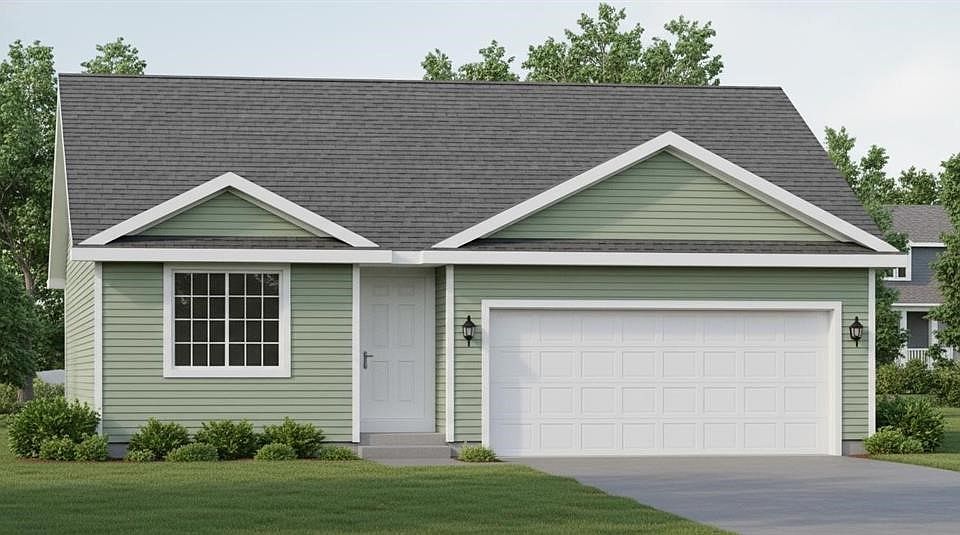 2nd image of 590 NW Rockwood Ln