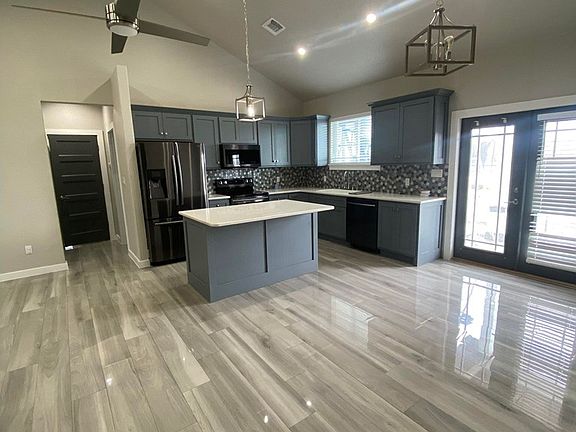 2nd image of 171 Marilyn Dr