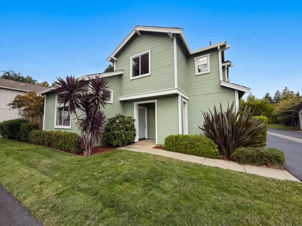 6310 Laguna Mirage Ln, Elk Grove, CA 95758