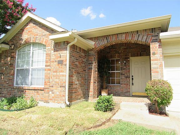 2nd image of 2063 Belvedere Dr