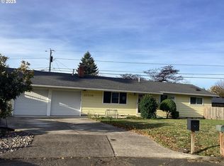 17706 SE Washington St, Portland, OR 97233