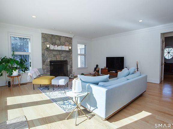 4th image of 679 Cherry Brook Road