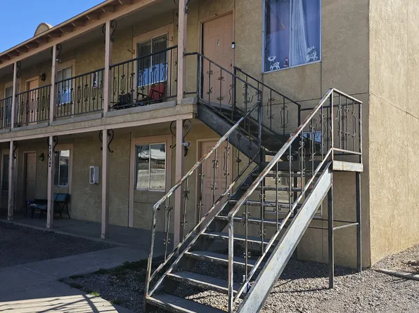 2452 La Fonda Cir #C, Las Cruces, NM 88001