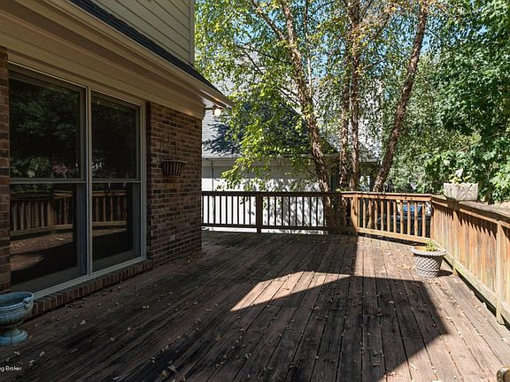 RealTourCast _ Valenti _ Willowhurst (4