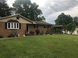 1301 Washington Gardens Cir, Washington, WV 26181