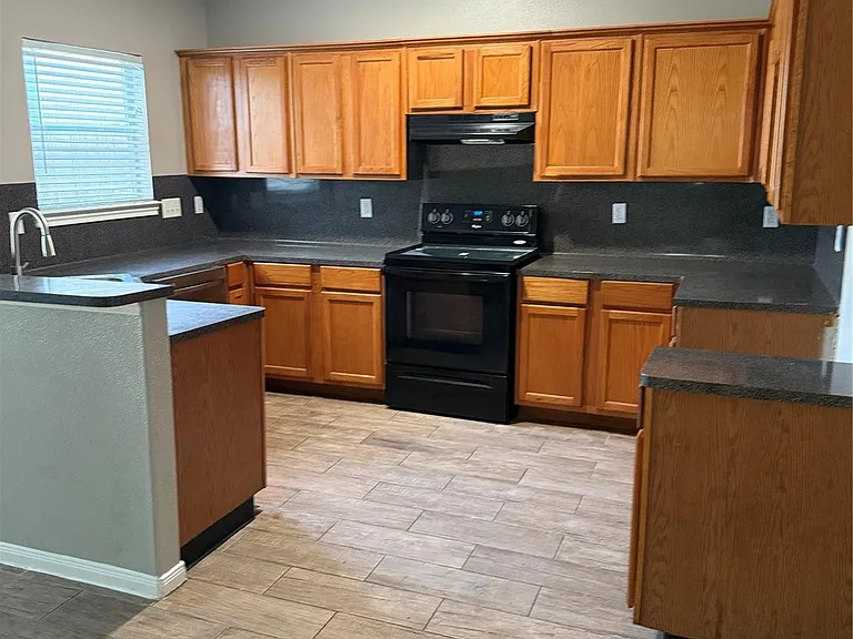 3922 Davenport St #A — Photo 1