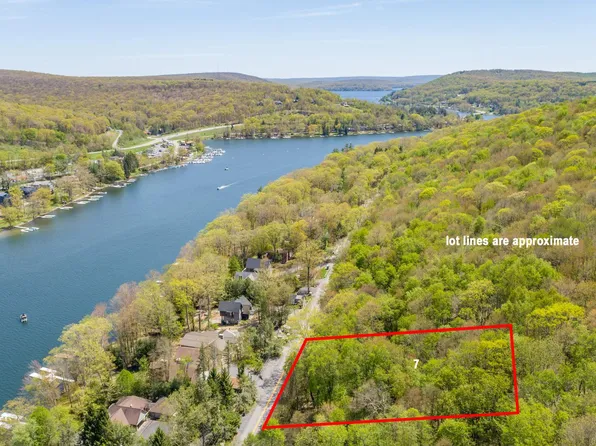 7 Marsh Hill Rd, Mc Henry, MD 21541