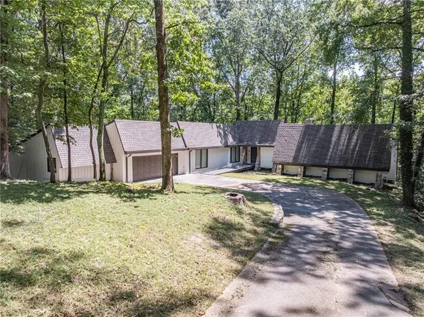 4022 Wesley Chapel Rd, Marietta, GA 30062