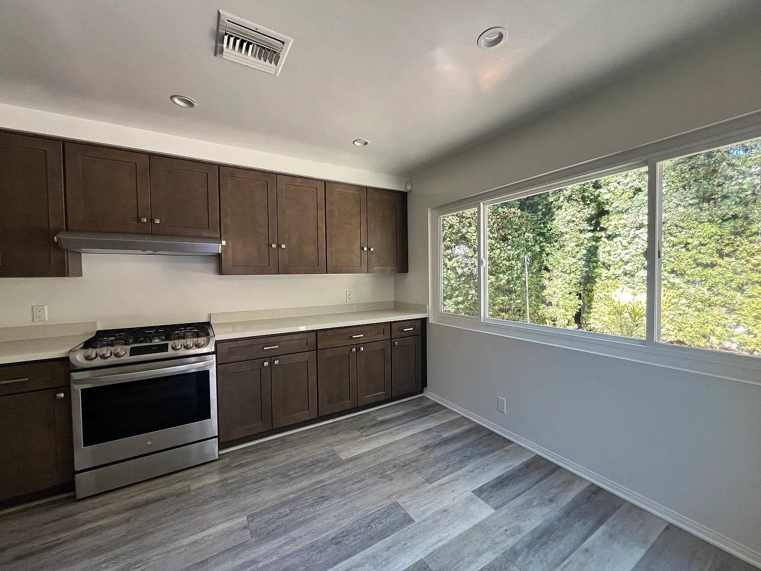 3 bed, 1549 sqft, $7,500 — Photo 4