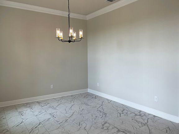 5th image of 3008 Rosemound Dr