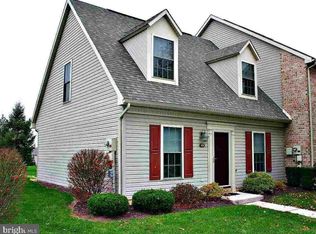 238 Stonehedge Ln, Mechanicsburg, PA 17055