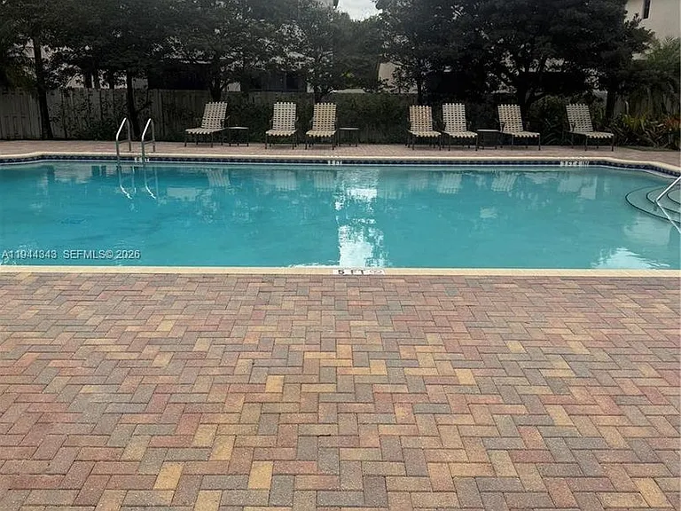 9044 SW 39th St #0 — Photo 12