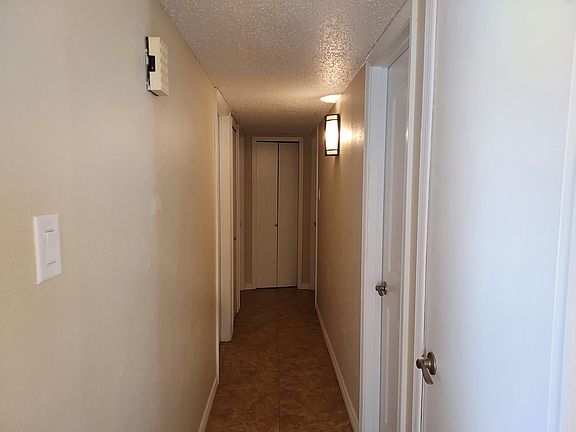 4th image of 2916 Chancellor Dr
