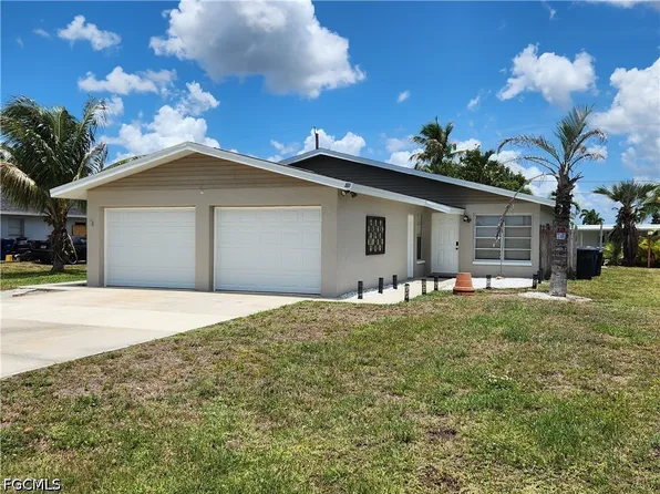 11370 & 11368 Summerwinds Ct #70, Fort Myers, FL 33908