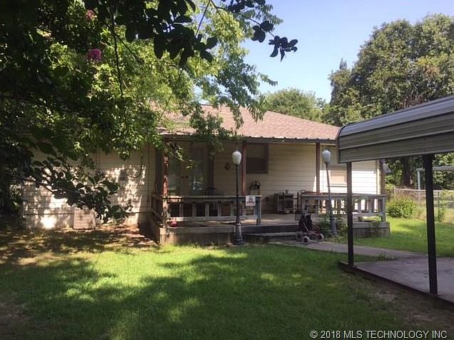 2nd image of 1329 Summit St