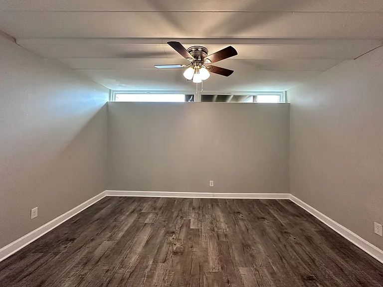 The Hammond Apartments — Photo 151