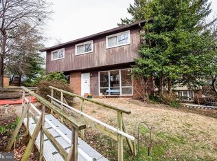 5520 Sheldon Dr, Alexandria, VA 22312