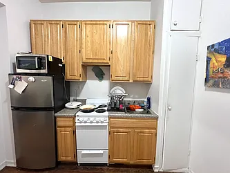 Rented by Best Apartments North Inc