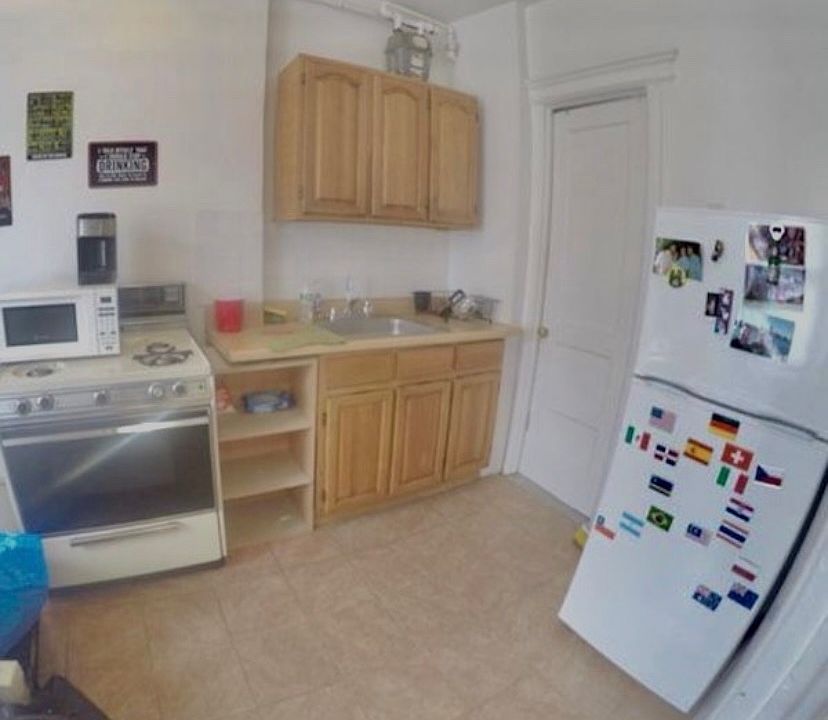 1st image of 30-40 32nd St #3B