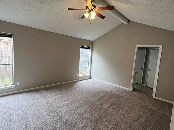 5th image of 11111 Colebrook Dr