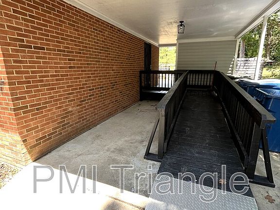 4th image of 407 Obie Dr