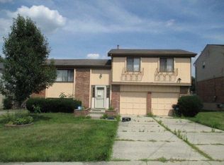 12042 Mill Rd, Cincinnati, OH 45240