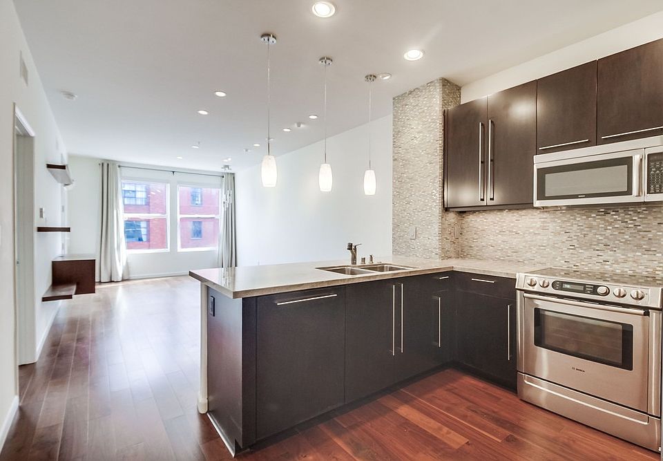 1st image of 350 K St Unit 516