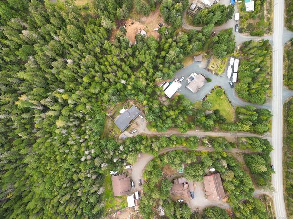 1301 Meadowood Way, Nanaimo, BC V9K 2S4