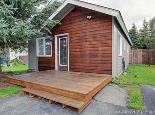 7808 Regal Mountain Cir, Anchorage, AK 99504