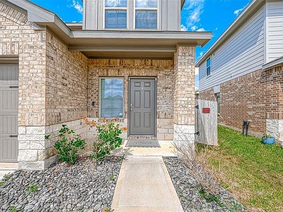 2nd image of 23131 Spruce Summit Trl