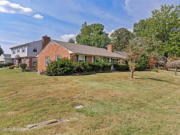 3rd image of 7801 Fairmeadows Ln