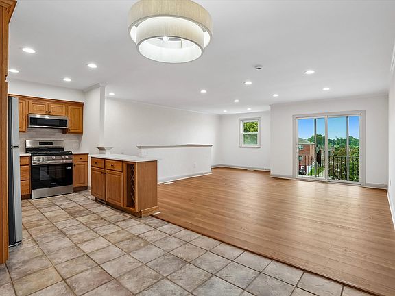 2nd image of 9168 Ellie Dr #B