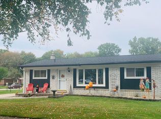 50719 Seaden Dr, Chesterfield, MI 48047