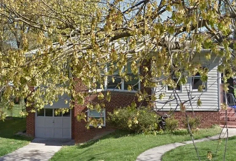 Osborn Dr — Photo 9