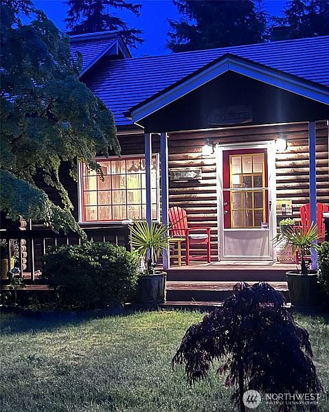 3rd image of 20503 Birch Place