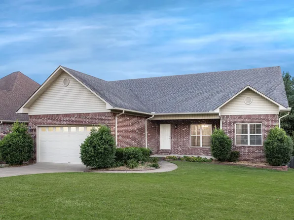 18 Chemin Ct, Little Rock, AR 72223