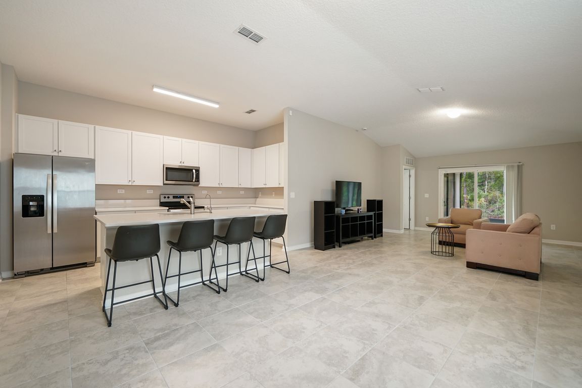 next background image