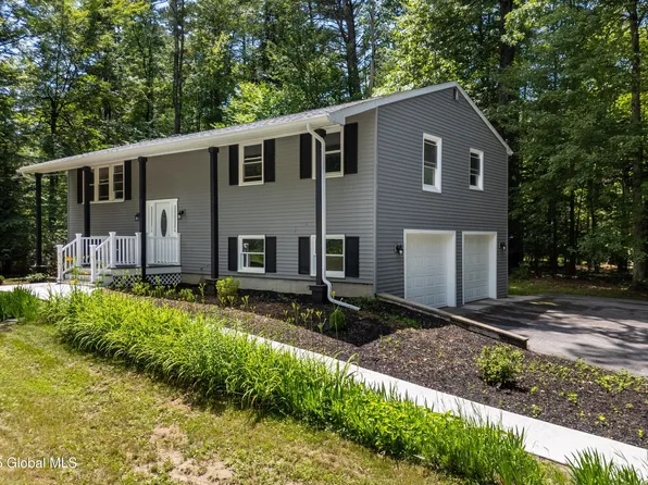 292 Stone Church Road, Ballston Spa, NY 12020