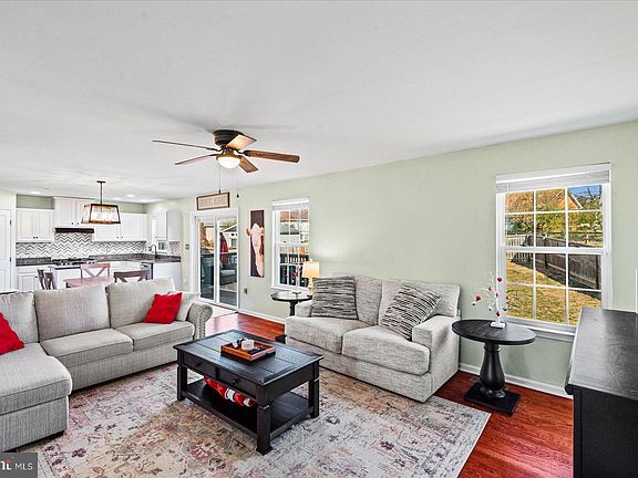 5th image of 20 Taylors Hill Way